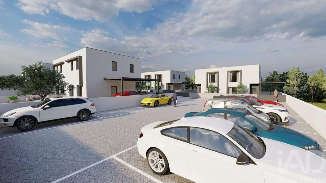 Moradia T2 para Venda em Lijo Foto 7