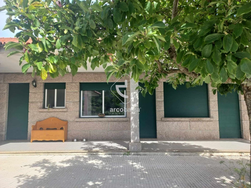 Moradia T4 para Venda em Britelo Foto 6