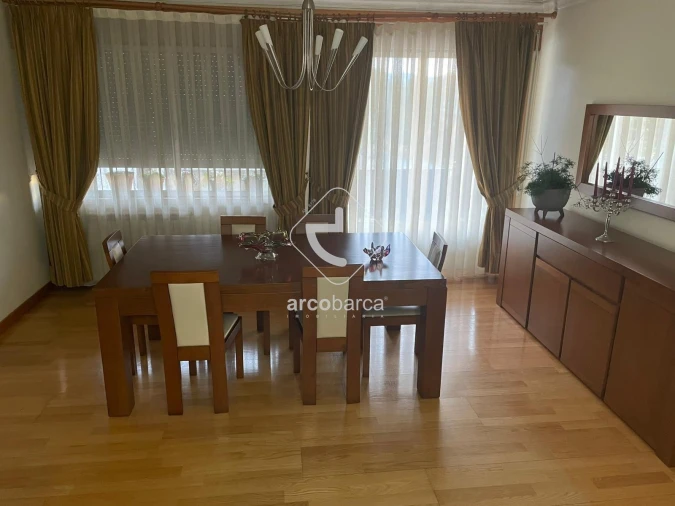 Moradia T4 para Venda em Britelo Foto 37