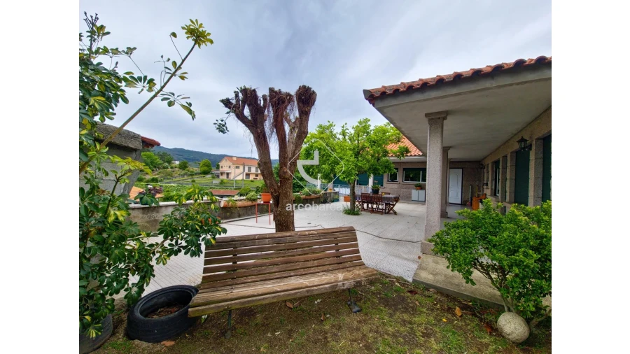 Moradia T4 para Venda em Britelo Foto 16