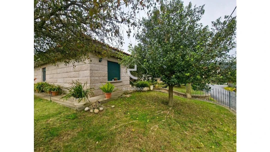 Moradia T4 para Venda em Britelo Foto 28