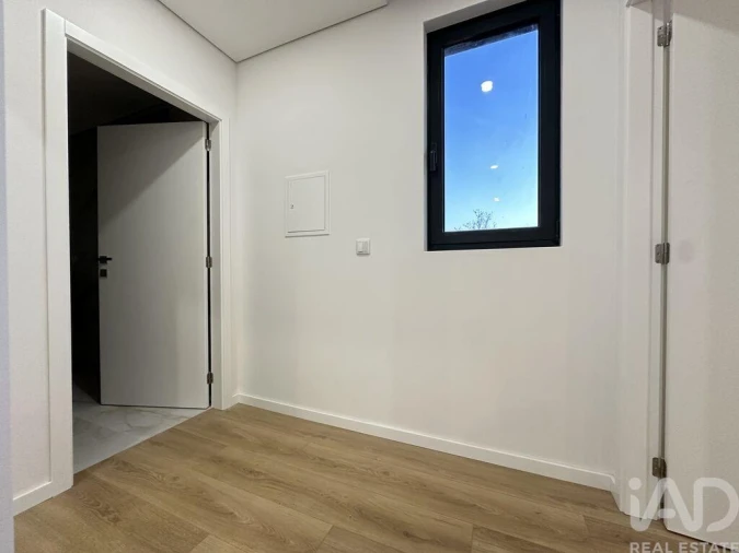 Moradia T2 para Venda em Lijo Foto 23