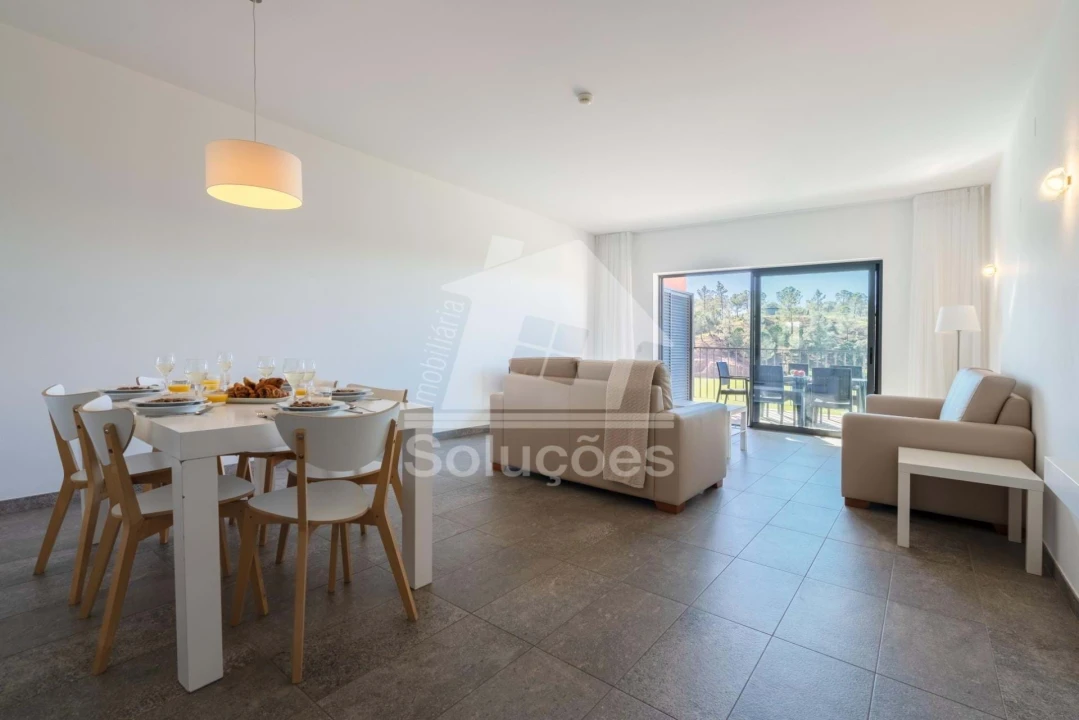 Apartamento T3 para Venda em Mexilhoeira Grande Foto 1