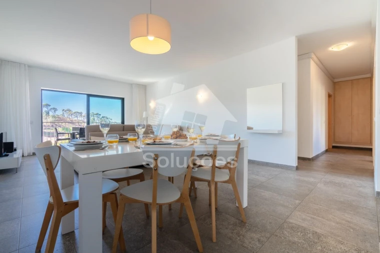 Apartamento T3 para Venda em Mexilhoeira Grande Foto 3