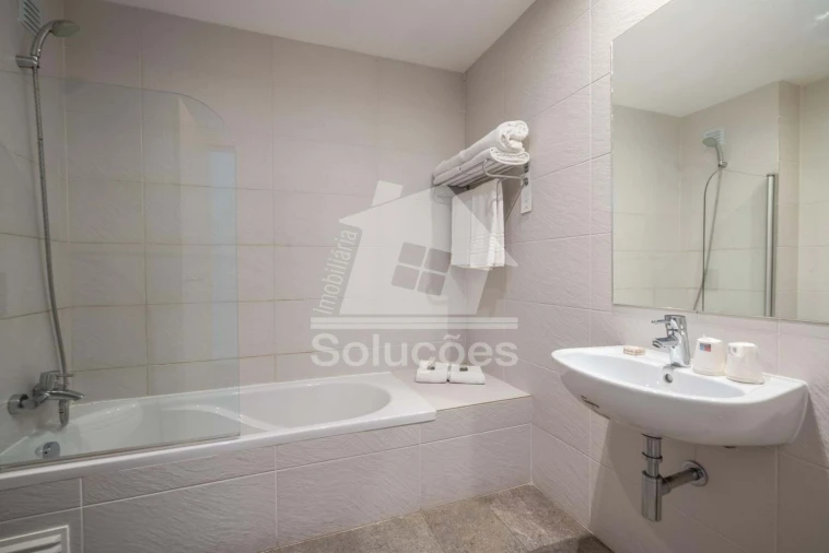 Apartamento T3 para Venda em Mexilhoeira Grande Foto 37
