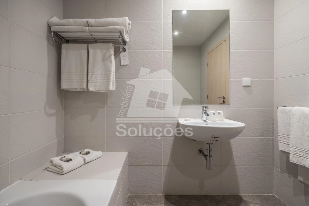 Apartamento T3 para Venda em Mexilhoeira Grande Foto 39