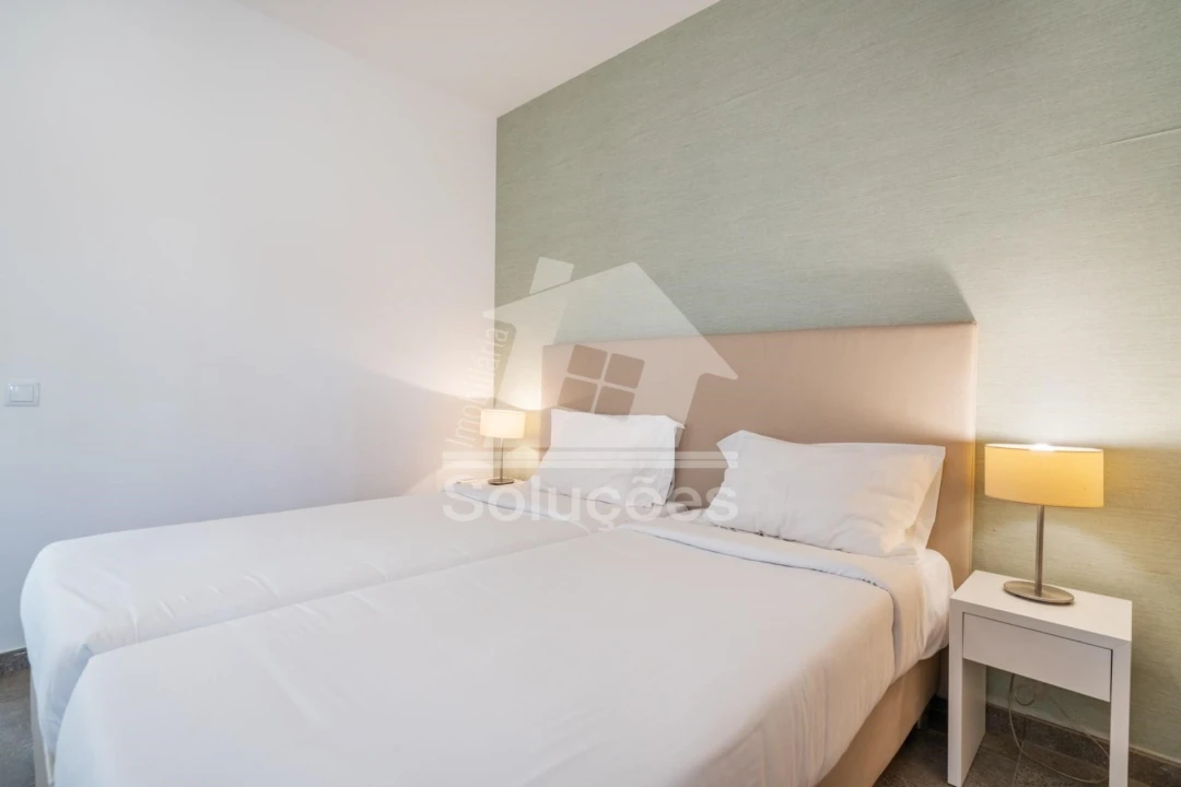 Apartamento T1 para Venda em Mexilhoeira Grande Foto 25