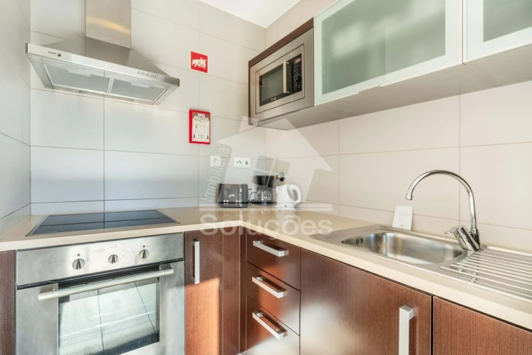 Apartamento T1 para Venda em Mexilhoeira Grande Foto 17