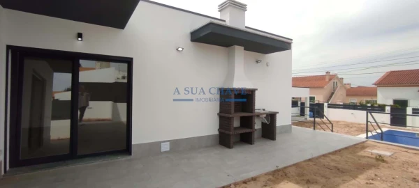 Moradia T4 para Venda em Azeitão (São Lourenço e São Simão)