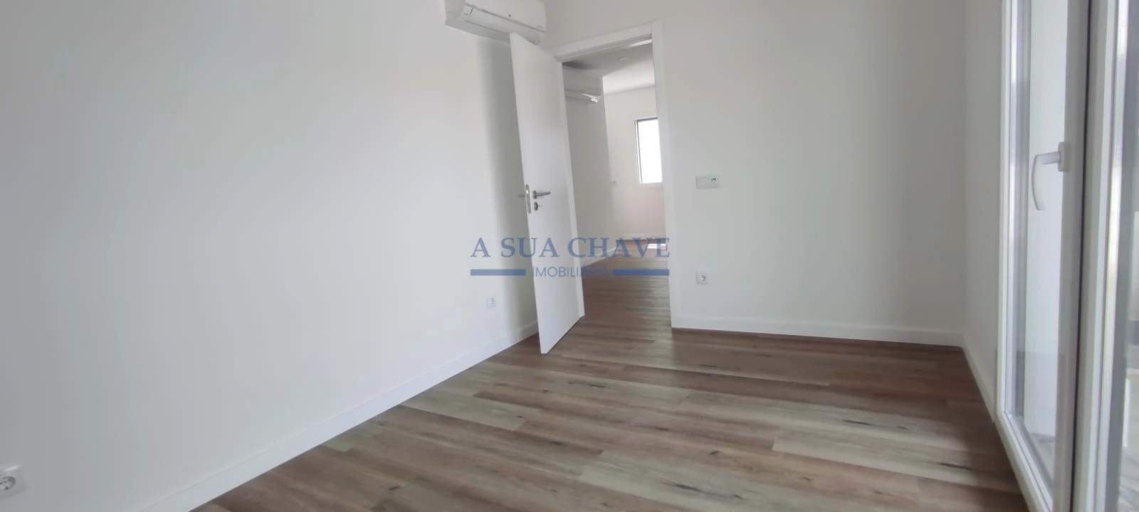Moradia T4 para Venda em Azeitão (São Lourenço e São Simão) Foto 16