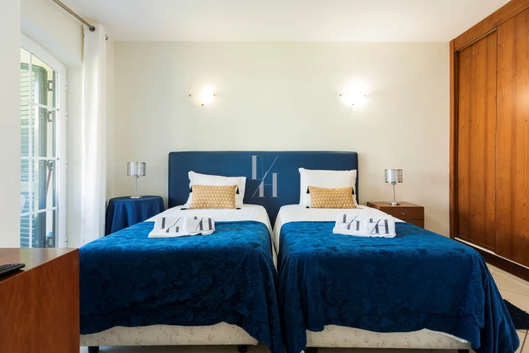 Apartamento para Arrendamento férias em Quarteira Foto 25