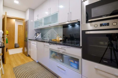 Apartamento T2 para Venda em Castêlo da Maia