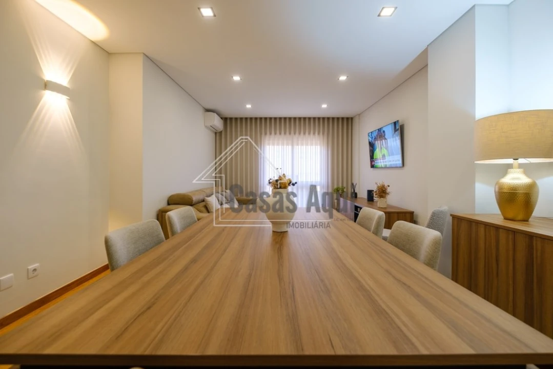 Apartamento T2 para Venda em Castêlo da Maia Foto 5