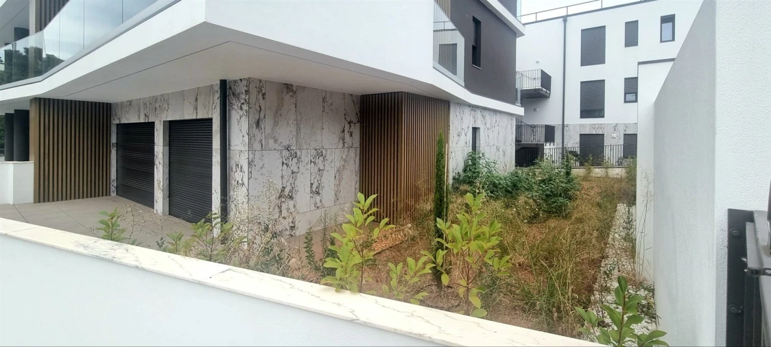 Apartamento T2 para Venda em Santo Antonio dos Olivais Foto 7