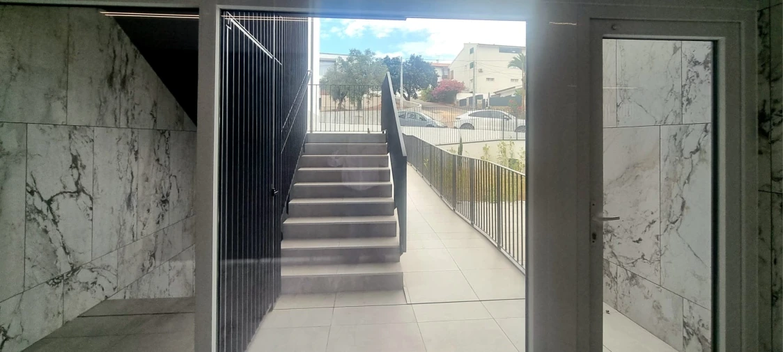 Apartamento T2 para Venda em Santo Antonio dos Olivais Foto 9