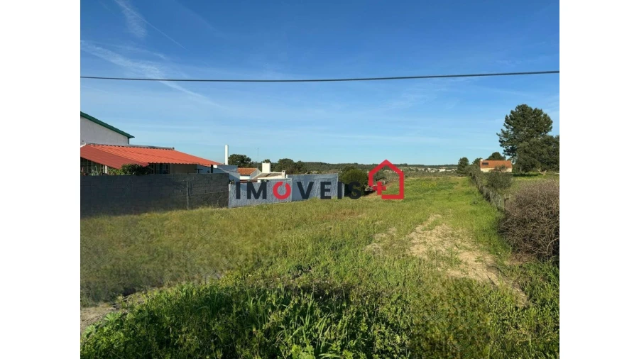 Quinta T2 para Venda em Fazendas de Almeirim Foto 2