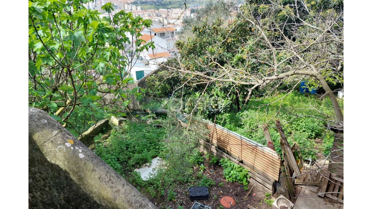 Terreno para Venda em Póvoa de Santo Adrião e Olival Basto Foto 4