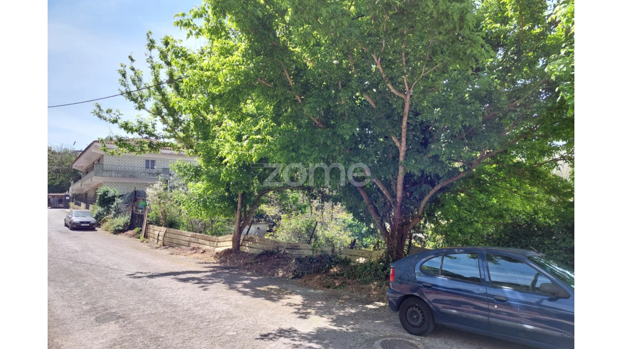 Terreno para Venda em Póvoa de Santo Adrião e Olival Basto Foto 7