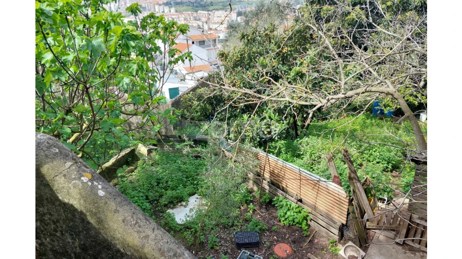 Terreno para Venda em Póvoa de Santo Adrião e Olival Basto Foto 4