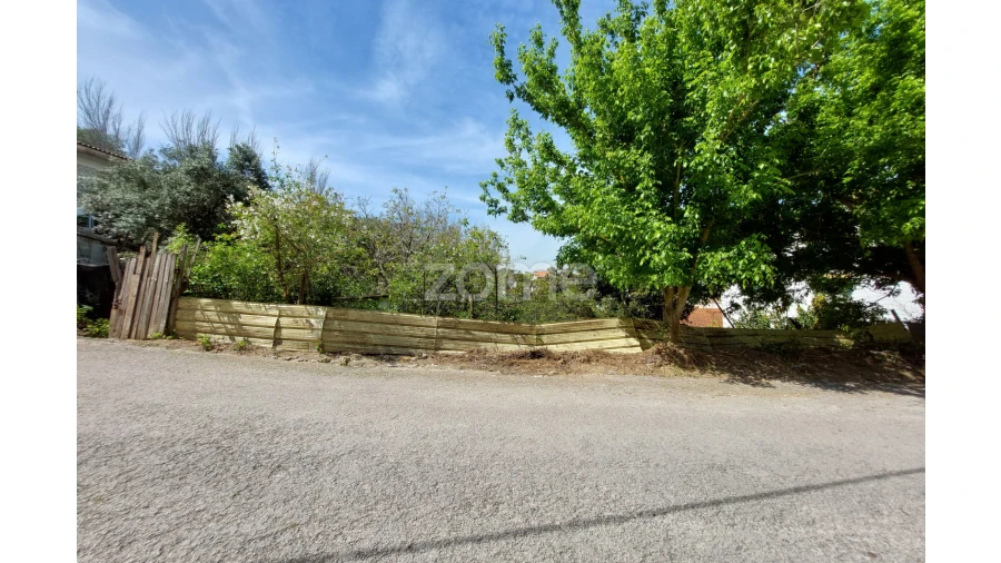 Terreno para Venda em Póvoa de Santo Adrião e Olival Basto Foto 9