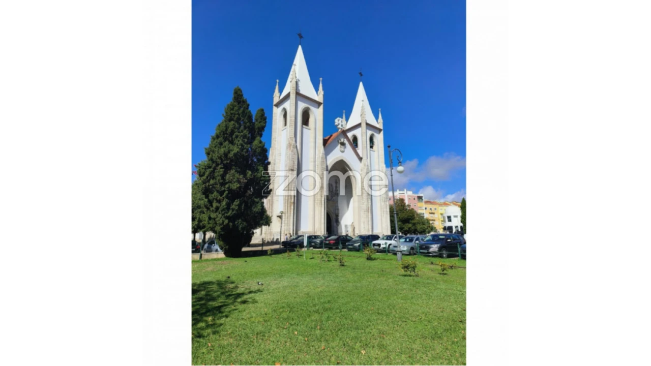 Apartamento T1 para Venda em Campo de Ourique Foto 9