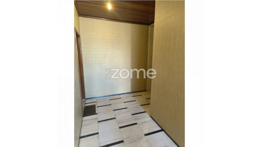 Apartamento T1 para Venda em Campo de Ourique Foto 3