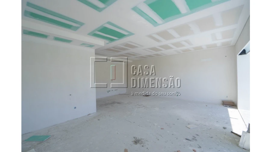 Moradia T4 para Venda em Corroios Foto 8