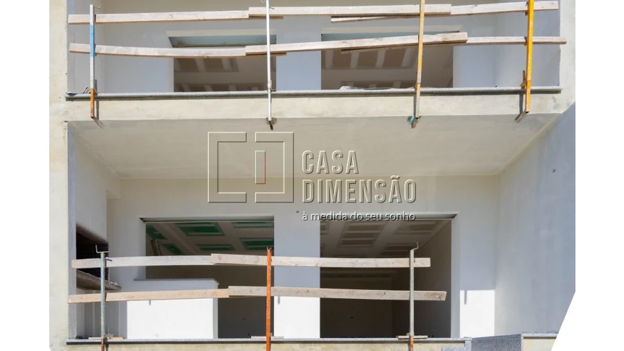 Moradia T4 para Venda em Corroios Foto 32