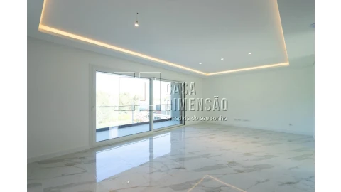 Moradia T3 para Venda em Caparica e Trafaria