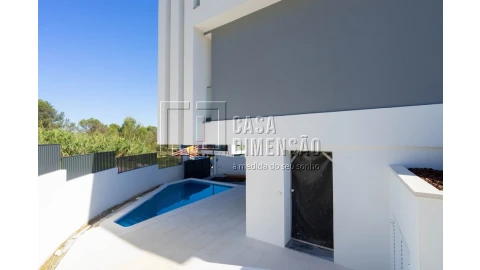 Moradia T3 para Venda em Caparica e Trafaria