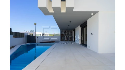 Moradia T3 para Venda em Caparica e Trafaria