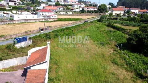 Terreno para Venda em Ossela