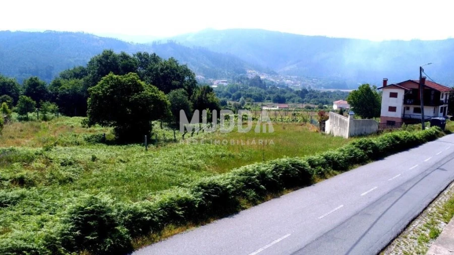 Terreno para Venda em Ossela Foto 12