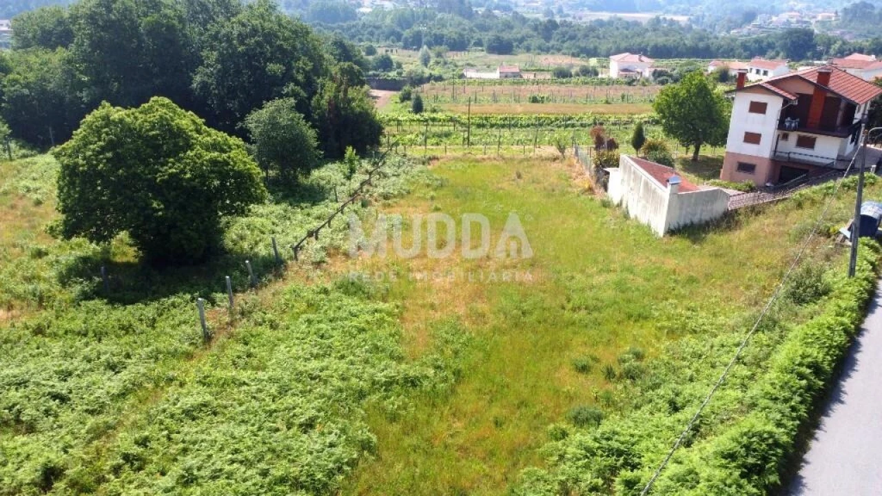 Terreno para Venda em Ossela Foto 10