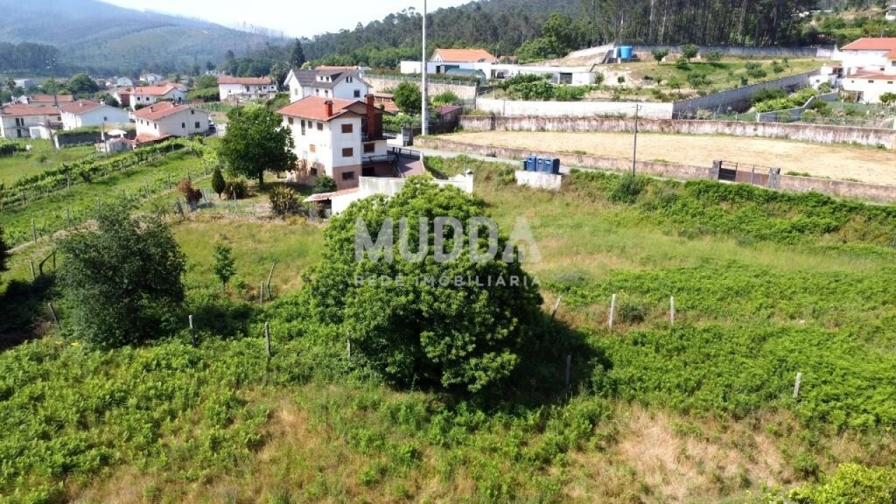 Terreno para Venda em Ossela Foto 7