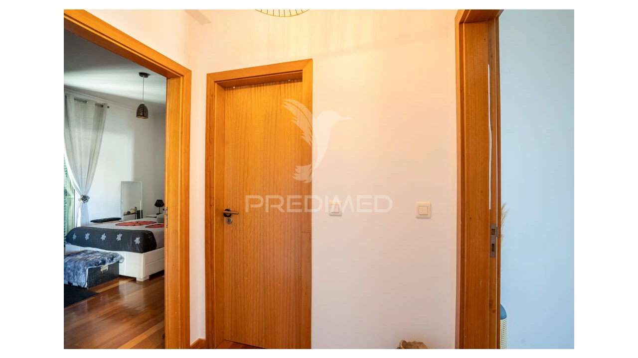 Apartamento T2 para Venda em Caniço Foto 17