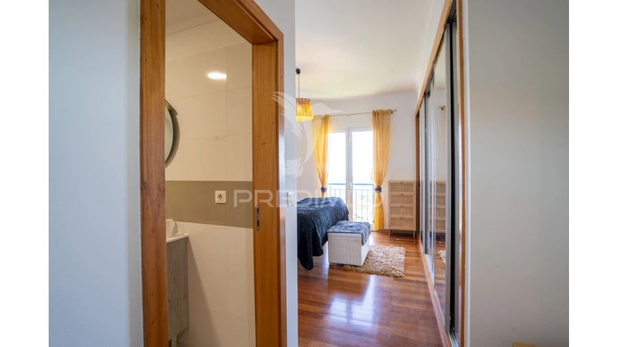Apartamento T2 para Venda em Caniço Foto 14