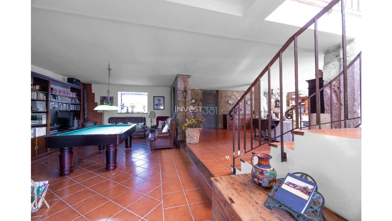 Moradia T4 para Venda em Coura Foto 19