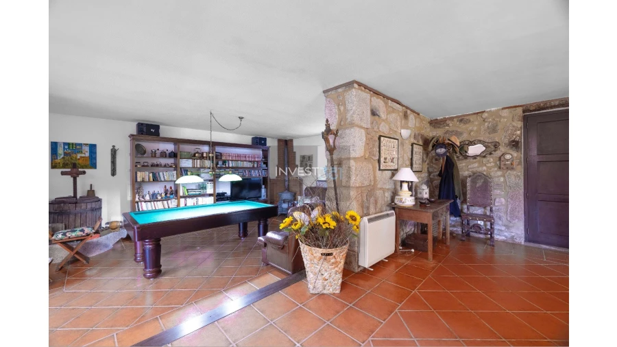 Moradia T4 para Venda em Coura Foto 7