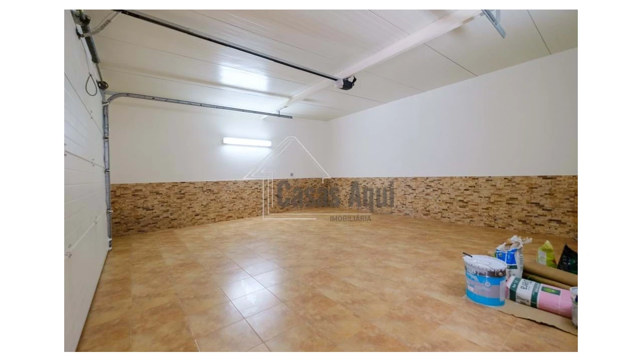 Moradia T3 para Venda em Vilar e Mosteiró Foto 26