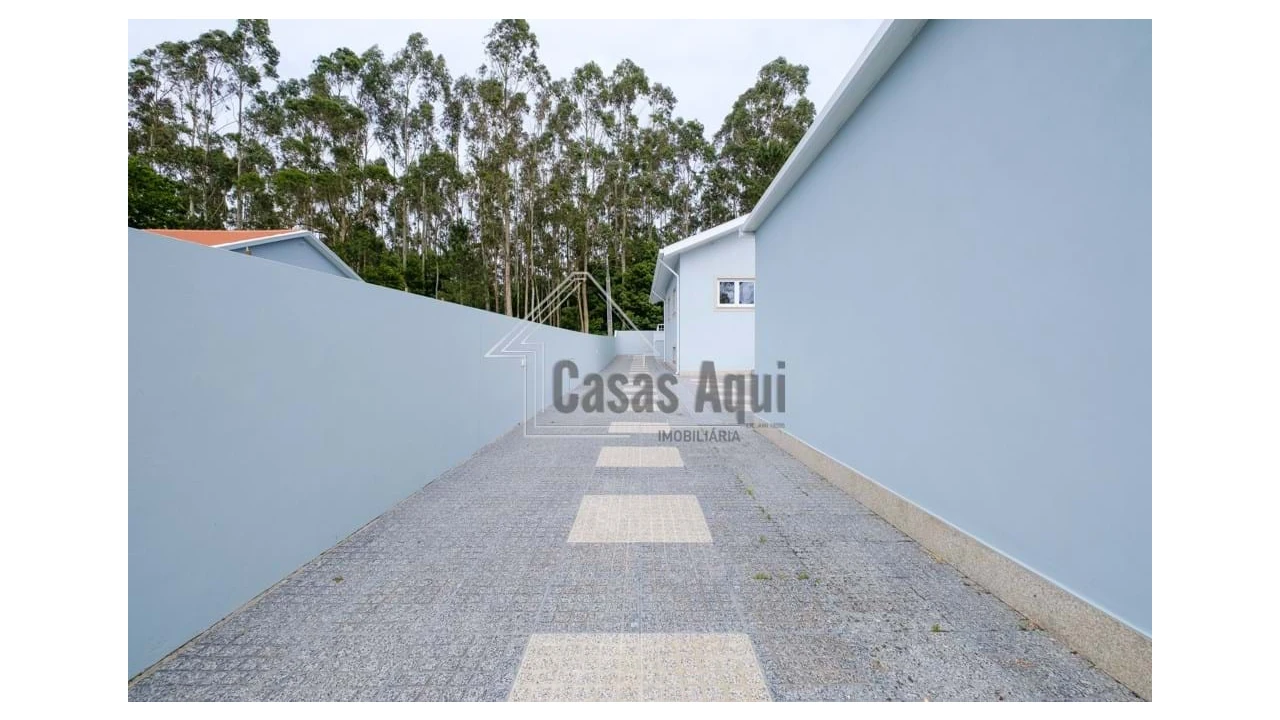 Moradia T3 para Venda em Vilar e Mosteiró Foto 35