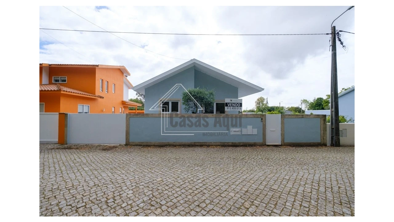 Moradia T3 para Venda em Vilar e Mosteiró Foto 49