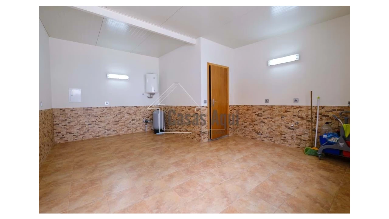 Moradia T3 para Venda em Vilar e Mosteiró Foto 24