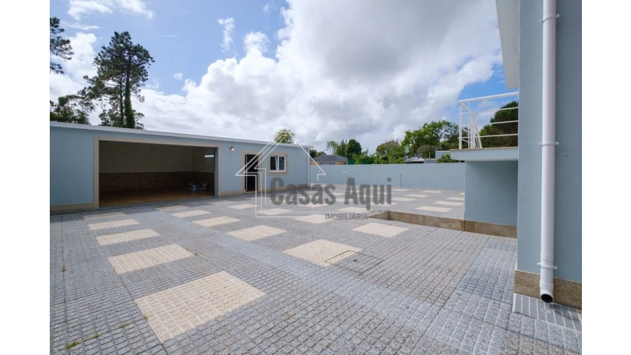 Moradia T3 para Venda em Vilar e Mosteiró Foto 37