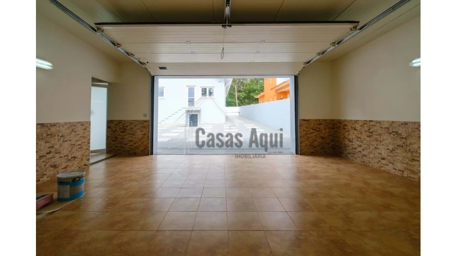 Moradia T3 para Venda em Vilar e Mosteiró Foto 27