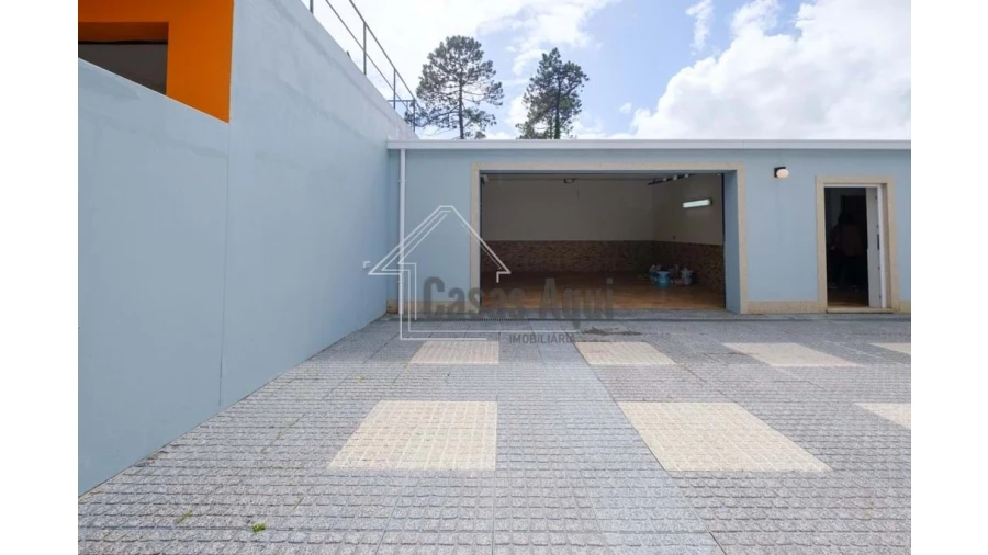 Moradia T3 para Venda em Vilar e Mosteiró Foto 36