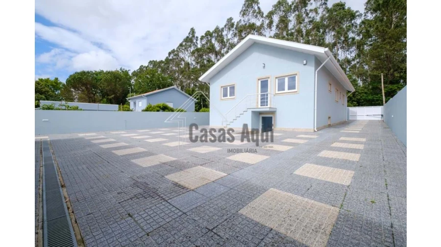 Moradia T3 para Venda em Vilar e Mosteiró Foto 32