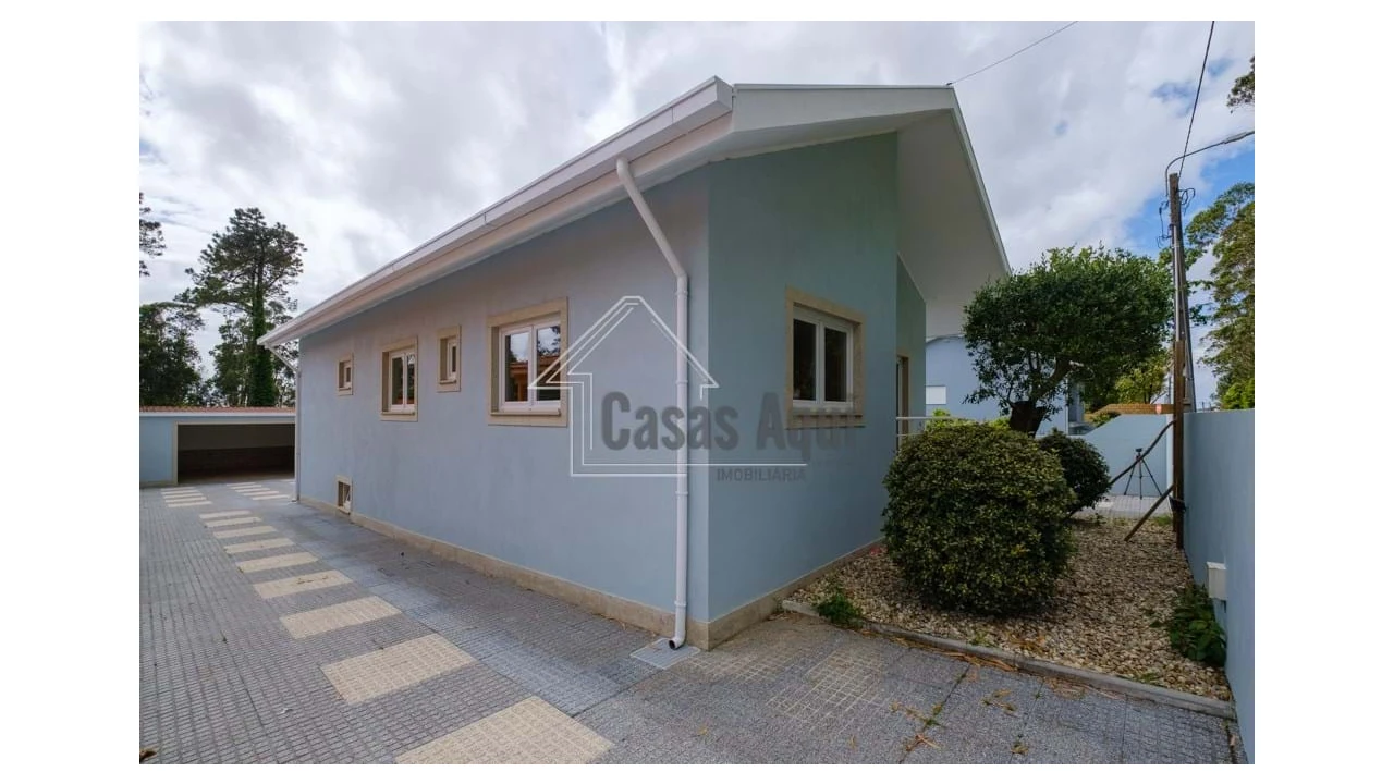 Moradia T3 para Venda em Vilar e Mosteiró Foto 41