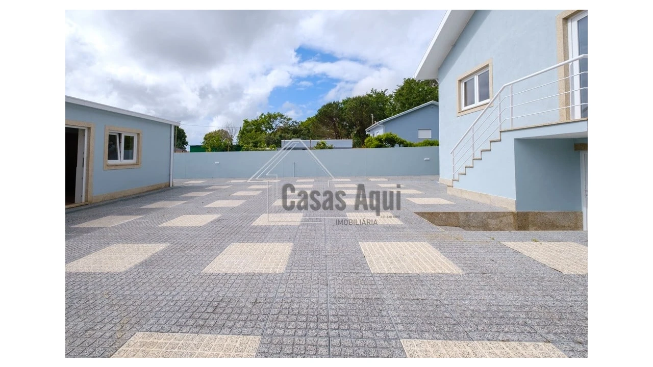 Moradia T3 para Venda em Vilar e Mosteiró Foto 34