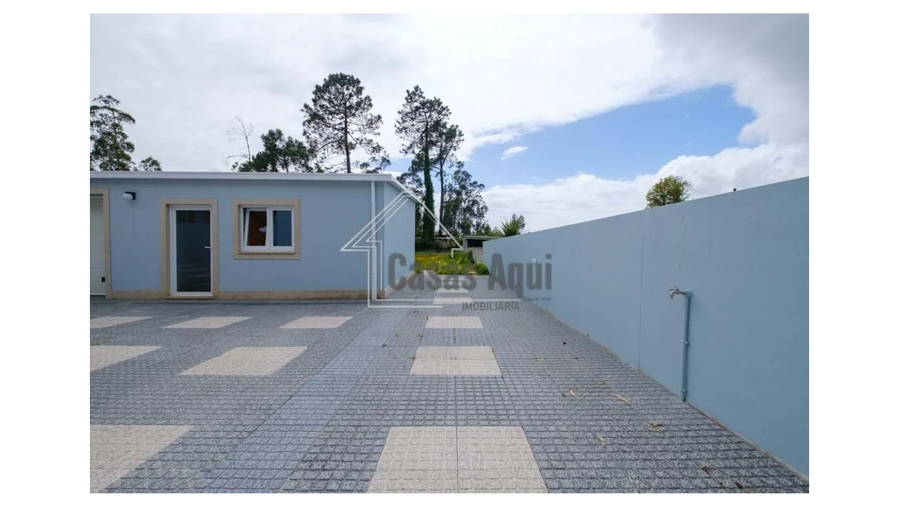 Moradia T3 para Venda em Vilar e Mosteiró Foto 43